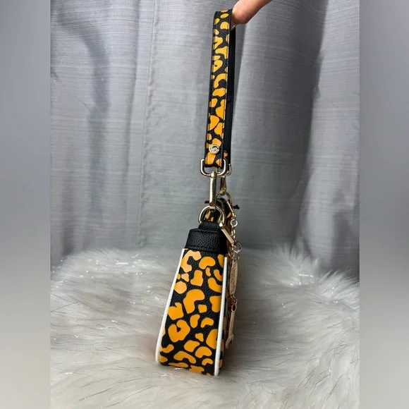 VON DUTCH orange cheetah leopard shoulder bag - Picture 5 of 8